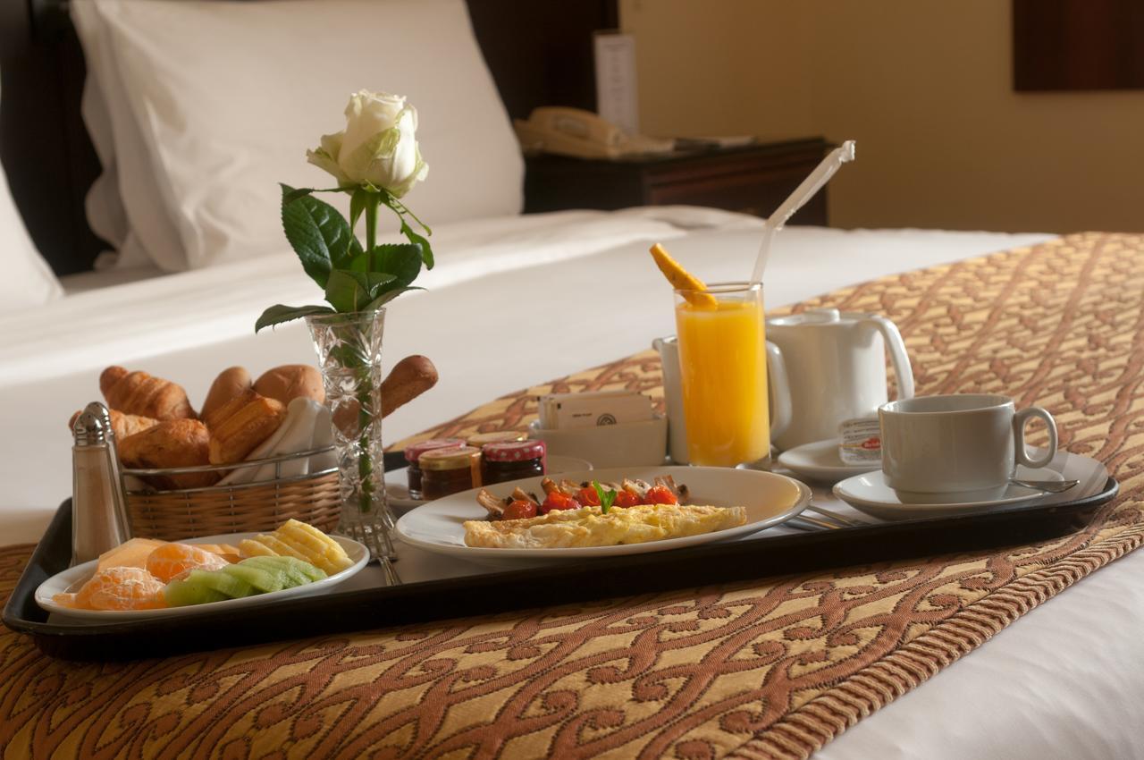Le Commodore Hotel เบรุต ภายนอก รูปภาพ