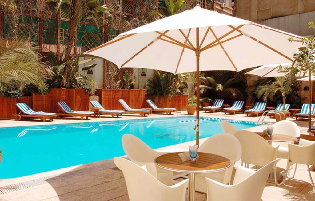 Le Commodore Hotel เบรุต ภายนอก รูปภาพ